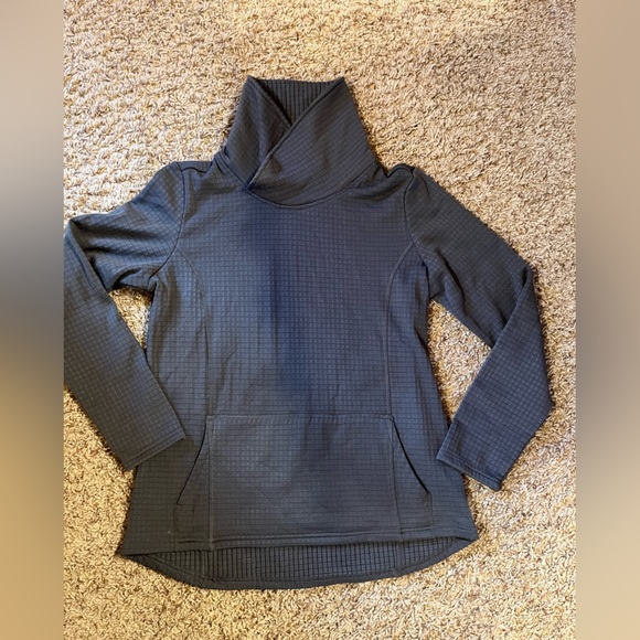 Microgrid fleece top - Picture 2 of 4